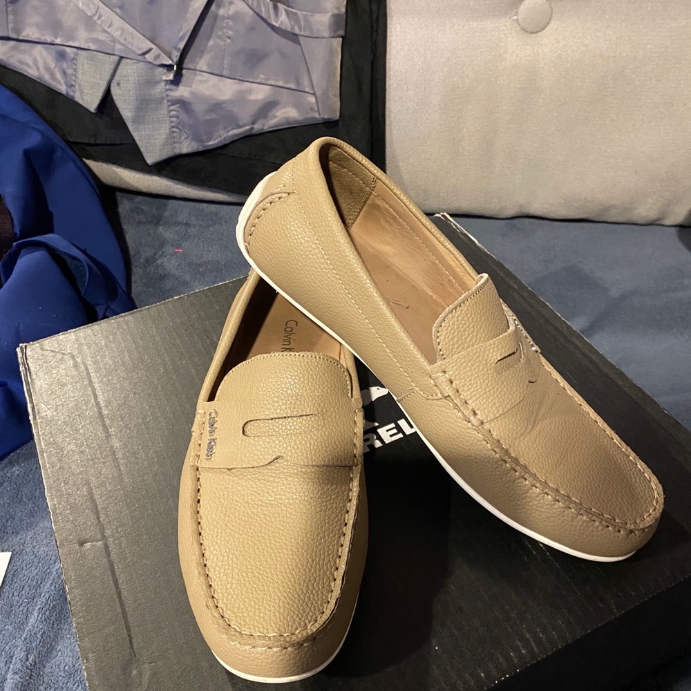 Various gently used men’s shoes